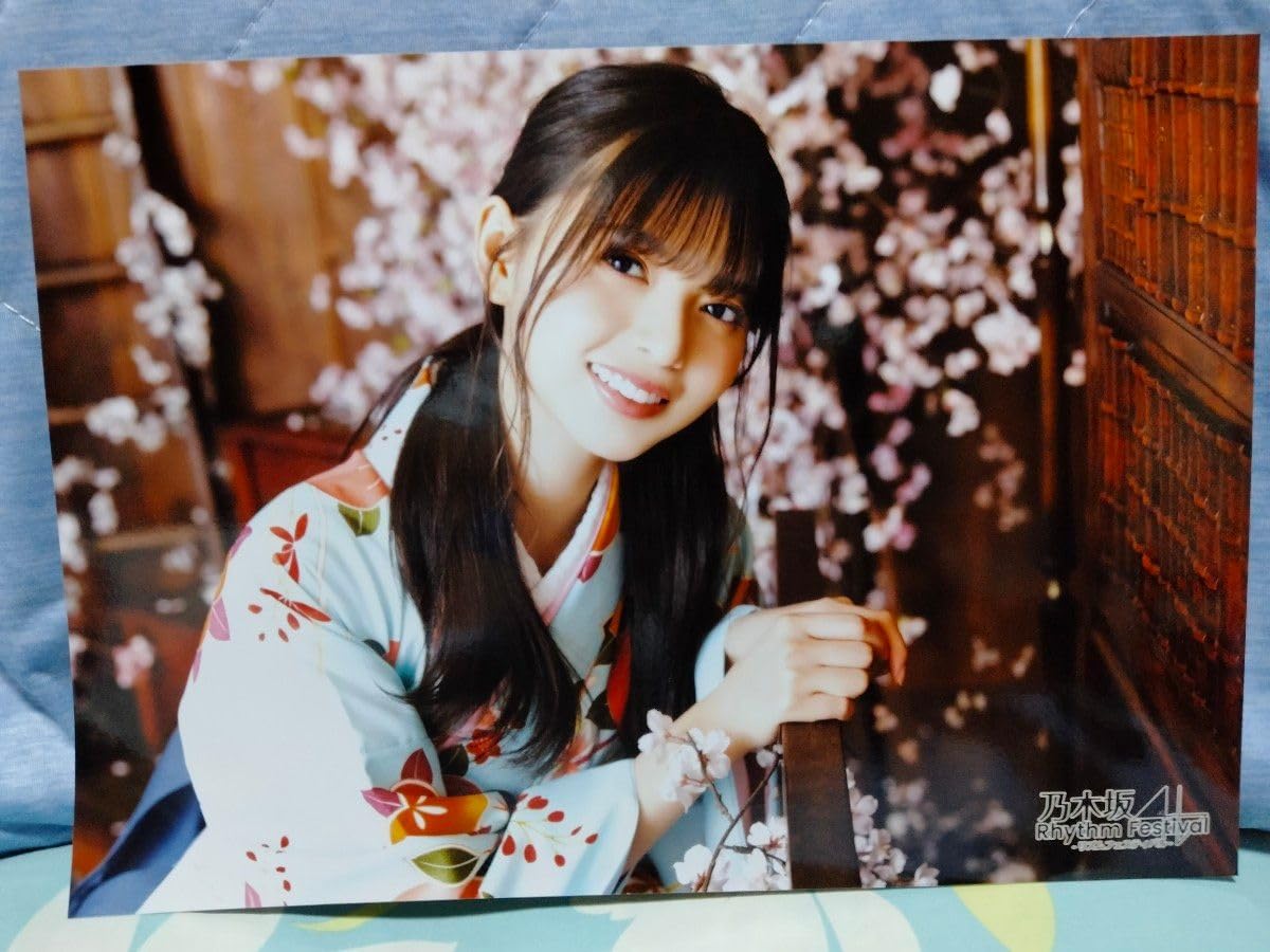 Amazon.co.jp: 乃木坂46 齋藤飛鳥 与田祐希 桜花爛漫 ミニ